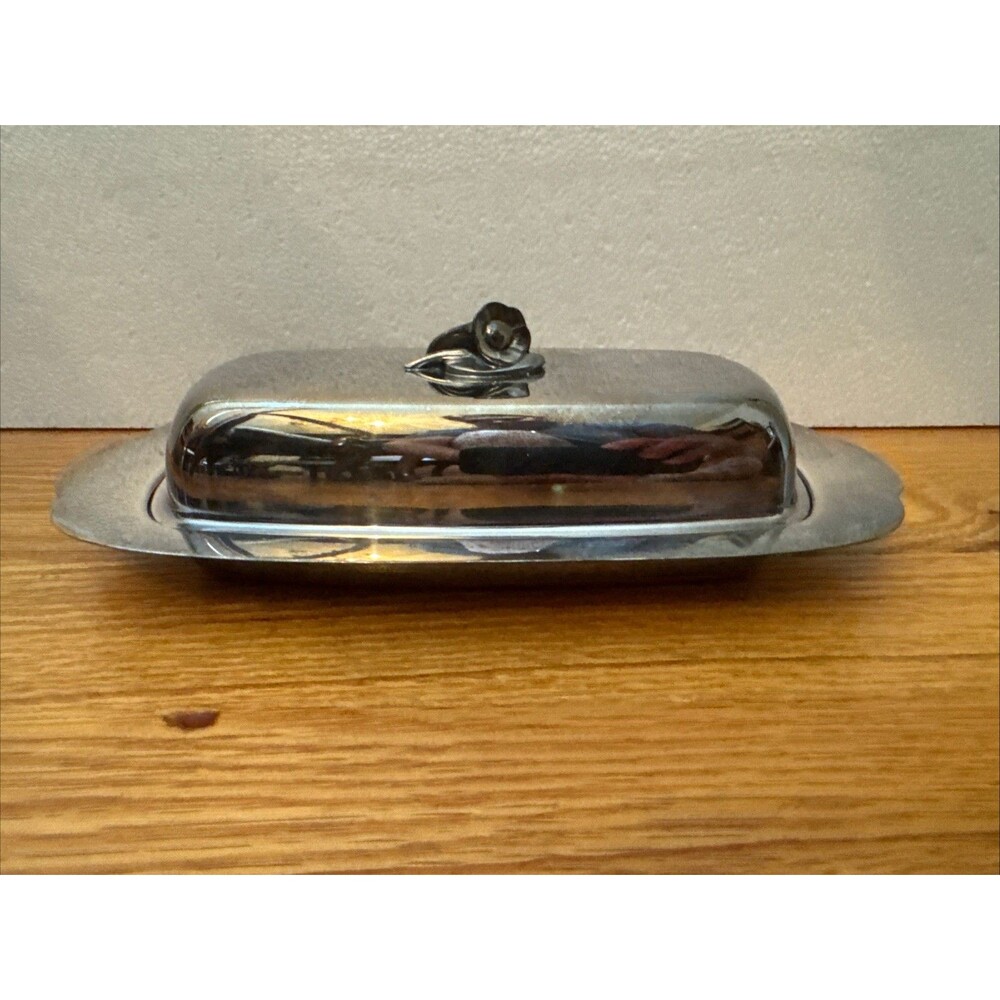 Oneida LTD Silver Plated Butter Dish Vtg Etched Glass Insert Old Money Classic